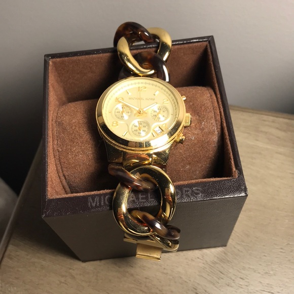 Michael Kors Watch - Picture 1 of 2